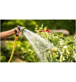 Bosch Akku-Regenwasserpumpen GardenPump 18V-2000: Akku 18V 2.5Ah, Ladegerät AL 1810 CV -Feco Garten Geschaft teichpumpe gartenpumpe 904272 czm